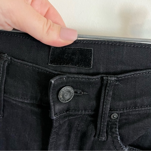 MOTHER x REVOLVE The Insider Crop Step Fray in Guilty Racer - Picture 11 of 16